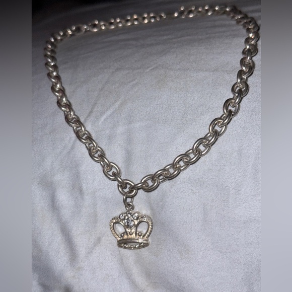 Silver Chain Necklace with Crown Pendant - Picture 3 of 7